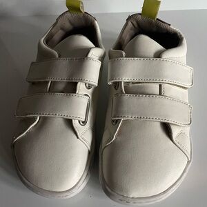 New ORIGO Sneakers for Children Size 11